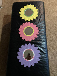 GREAT DEAL!!!!!      3 Mirror Set for Girls Bedroom only $20