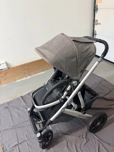 Poussette UPPAbaby Vista, View more