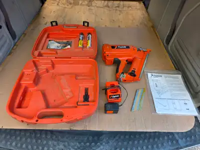 For sale a Paslode Impulse Cordless 30 Degree Framing Nailer, With One Battery, Charger And 3 Fuel C...