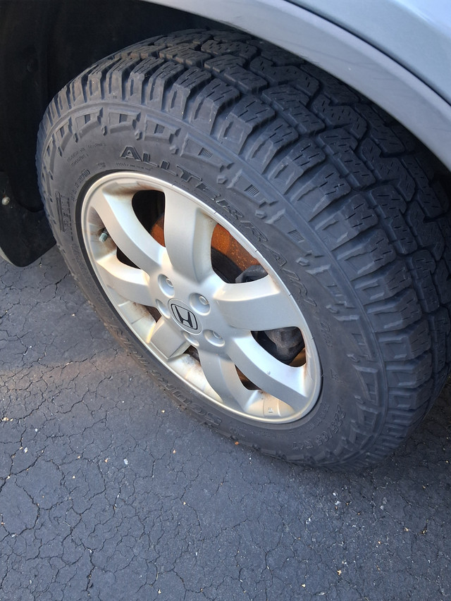 Honda Crv in Cars & Trucks in Oshawa / Durham Region - Image 4