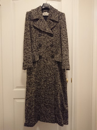 Dolce & Gabbana Women's Size 42 full length winter coat