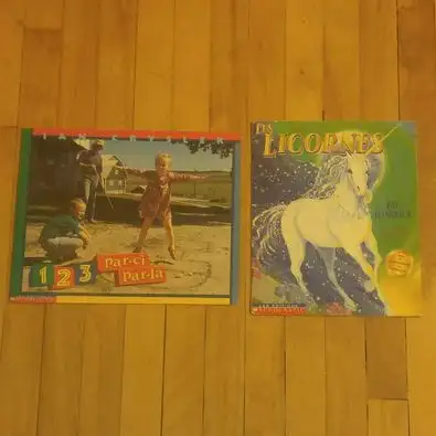 5 livres: SCHOLASTIC: 1, 2, 3  PAR-CI PAR-LÀ. LES LICORNES. Etc. in Children & Young Adult in Gatineau - Image 2