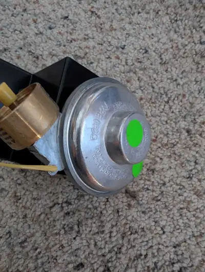 OEM Gas Regulator. Removed to hook up directly to an RV, does not come with valve so you'll have to...