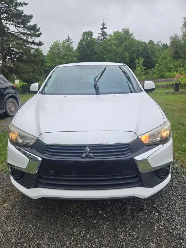 2017 Mitsubishi RVR 565626331727155201