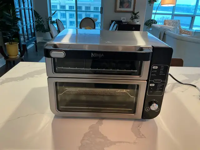Ninja toaster oven in Toasters & Toaster Ovens in Kingston - Image 2