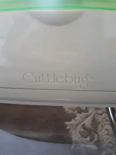 Cuttlebug provo die cutting embossing machine only works and tested $75