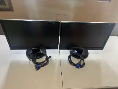 Samsung SyncMaster 2043SNX 20-inch LCD Monitors – Set of 2, View more