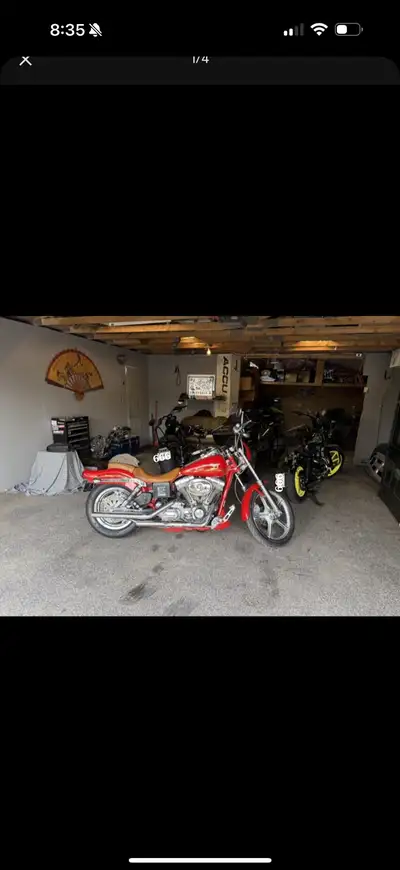 2001 Harley Davidson Dyna wide glide CVO 15,000 km small dent on gas tank small scratch on faring as...