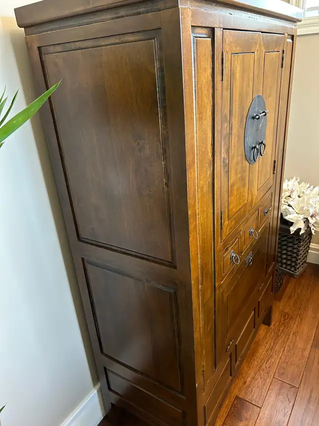 AMAZING Vintage Wall Cabinet in Hutches & Display Cabinets in Calgary - Image 7