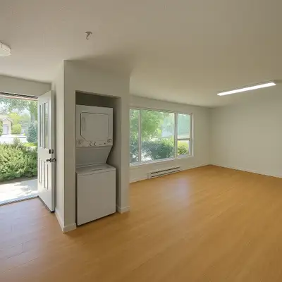 Spacious 3-Bedroom Apartment in Nepean  Newly Renovated