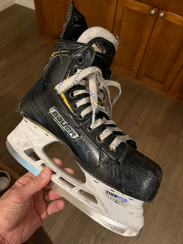 Bauer 2S Supreme skates, size 6.5, great shape in Skates & Blades in Calgary - Image 2