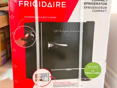Frigidaire 1.6 cu.ft. Retro Mini Refrigerator, View more
