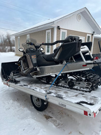 2021 Polaris Adventure 550 skidoo & trailer 