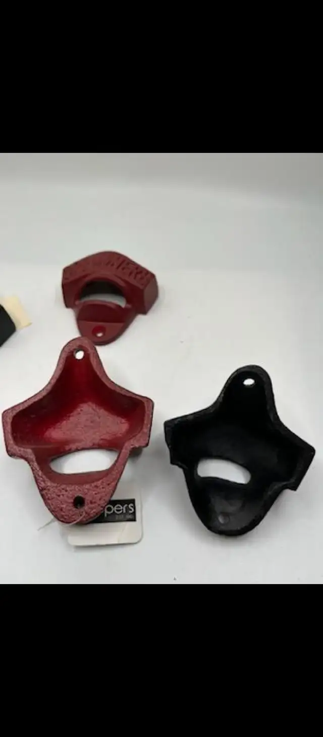 Cast Iron Bottle Openers in Home Décor & Accents in Ottawa - Image 6