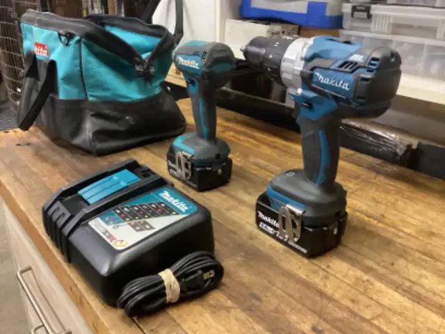 MAKITA LXT 18v BRUSHLESS IMPACT DRIVER and 1/2” HAMMER DRILL KIT in Power Tools in Barrie - Image 5