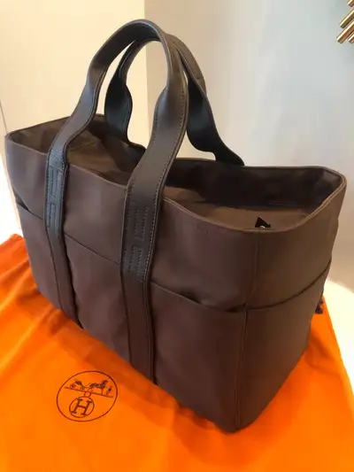 Authentic HERMES Alcapulco MM Tote Bag, View more