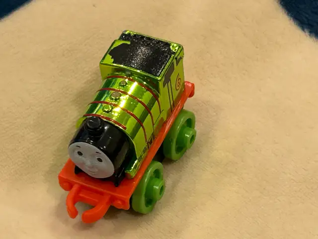 Thomas and Friends Minis - 34 plays case62854391297793124