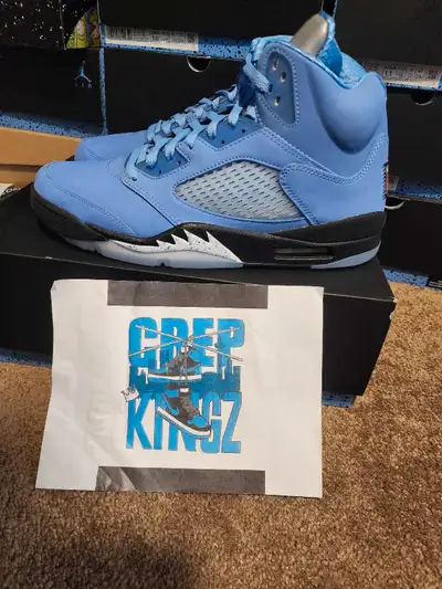 Have 12 pairs of DS jordan 5 unc for 375 released on mar4 2023. Sizes 7.5,10,10.5,11,11.5,12 Comes w...