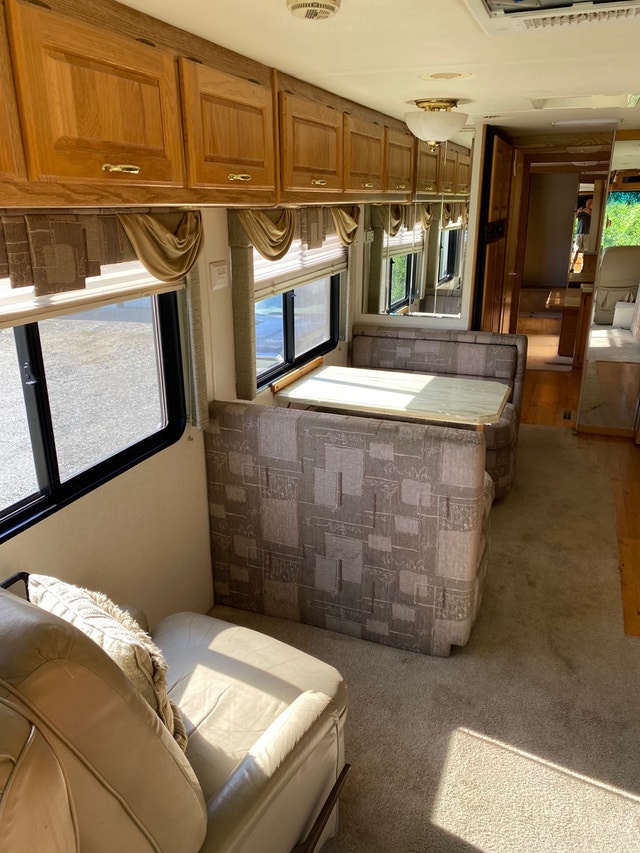 2003 Monaco Knight, class a motorhome RVs & Motorhomes Kelowna Kijiji