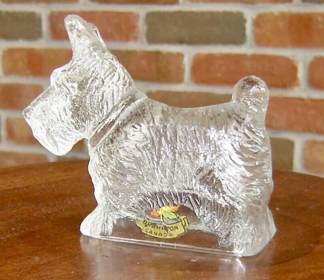Antique Clear Glass Molded Scottish Terrier Scotty Candy Holder in Arts & Collectibles in City of Toronto - Image 2