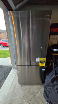 **Frenchdoor Fridge 30" NEW**