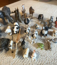 Lot de figurines d'animaux de la ferme de la marque Schleich