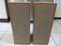 Vintage SolidWood Realistic Solo4 8ohm Dual Input Speakers 1964