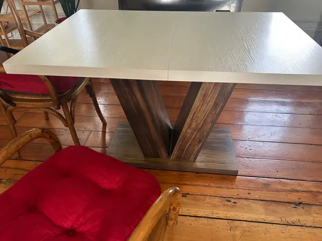 Tribe Signs Kitchen Table in Dining Tables & Sets in Hamilton - Image 3