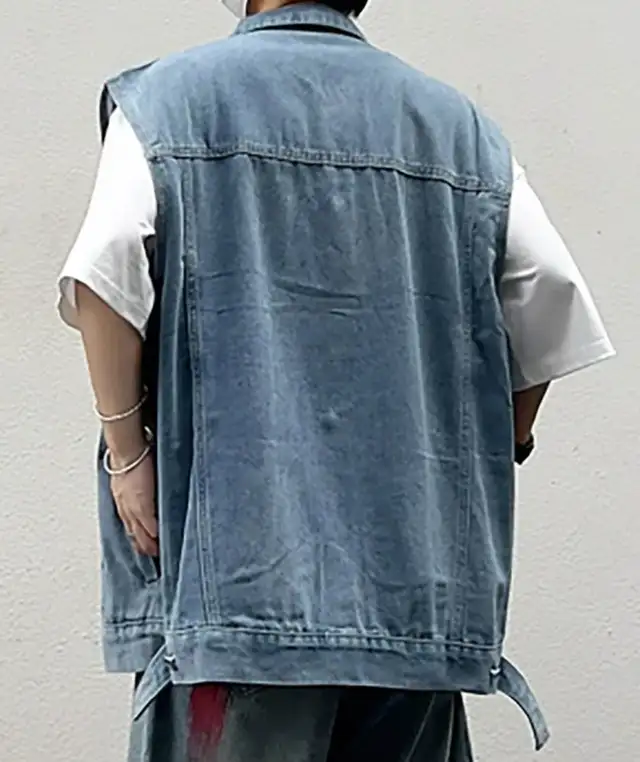 Mens Denim Vest Jacket Sleeveless-Size L in Men's in Mississauga / Peel Region - Image 3