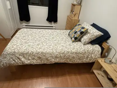 lit simple + matelas + literie, View more