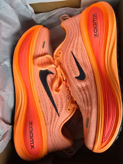 NIKE VOMERO PLUS, View more