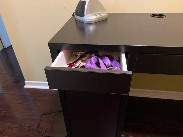 Student desk in Desks in Mississauga / Peel Region - Image 4