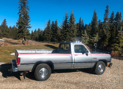 1992 Dodge d250 Diesel a true Unicorn 119000 km 2 owner $43000.