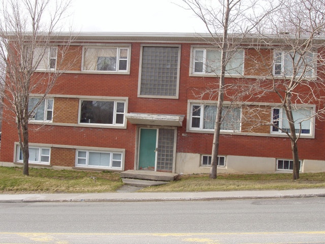 4½  rue Galt Est — photo 1