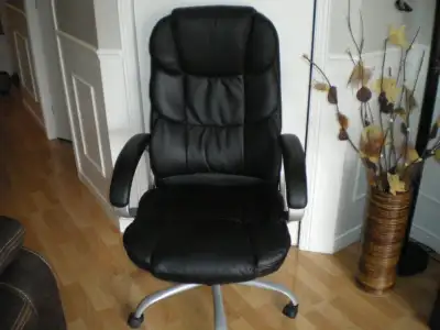 Chaise de bureau avec dossier haut ergonomique, View more
