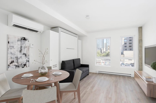 ✨ Studio Ideally Located Downtown Montreal on Crescent ✨ All utilities INCLUDED (except Wi-Fi) Withi...