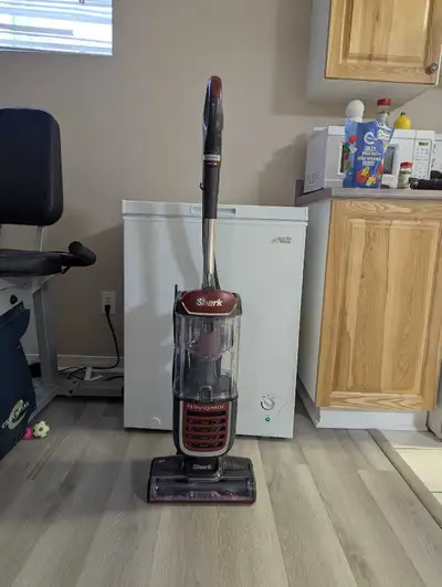 Shark Navigator swivel pro Vacuum , View more