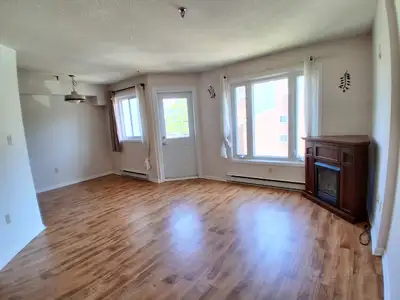 A lovely 2-level three bedroom condo with 1 full bath and 2 half baths. South-facing windows. Approx...