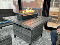 FIRE PIT AND TABLE