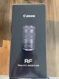 Canon Rf 100mm f2.8 macro lens