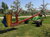 Hydraulic lift / Apple orchard lift /Nacelle élévatrice/ Girette