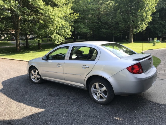 Chevrolet Cobalt 2010 25,000 km — photo 3