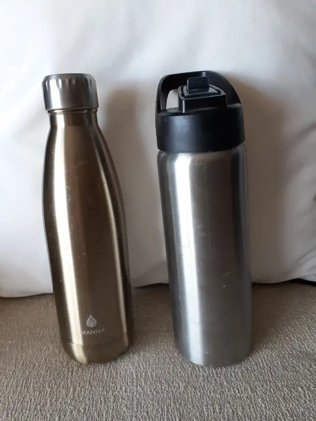 KITCHEN ITEMS: GRILL, QUESADILLA MAKER, WATER BOTTLES527575026165370882