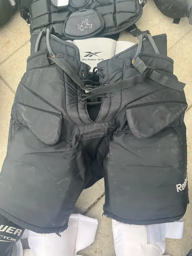 Hockey Goalie Equipment  in Hockey in Stratford - Image 3
