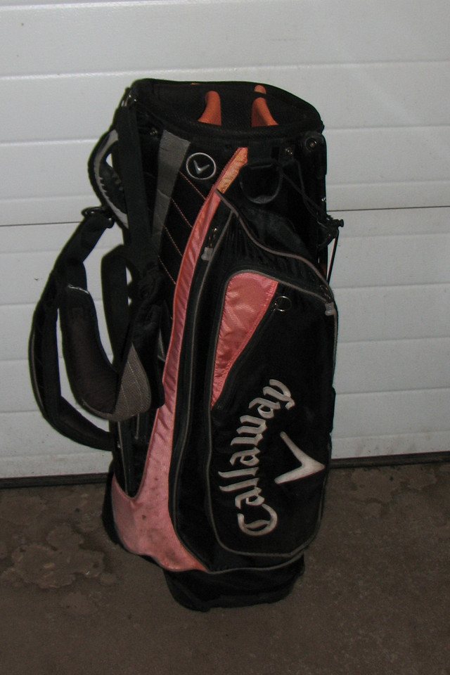 ⛳ ️ ⛳ Callaway Stand 6-Way Double Strap Golf Bag – Only $25. in Golf in Edmonton - Image 2
