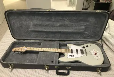 Guild Surfliner electric guitar with hardshell case, View more