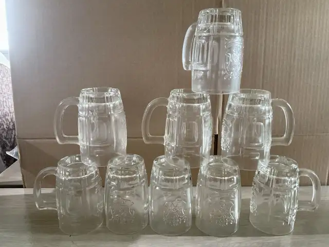 lôt de verre et de tasse  antique  in Kitchen & Dining Wares in Thetford Mines - Image 9