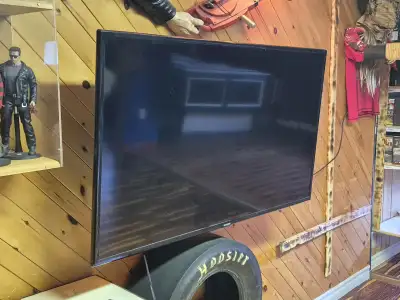 Téléviseur Samsung 55 pouces, View more