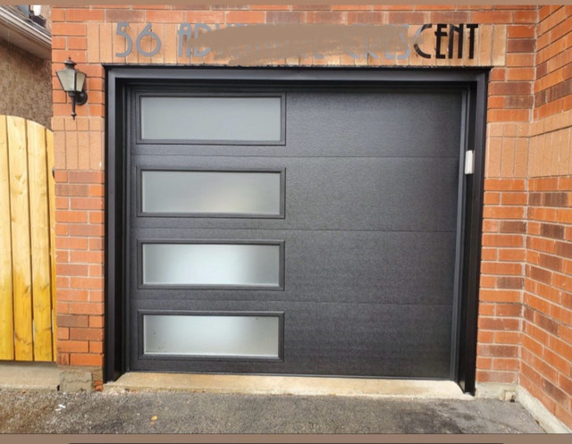 High quality garage doors  in Garage Doors & Openers in Oakville / Halton Region