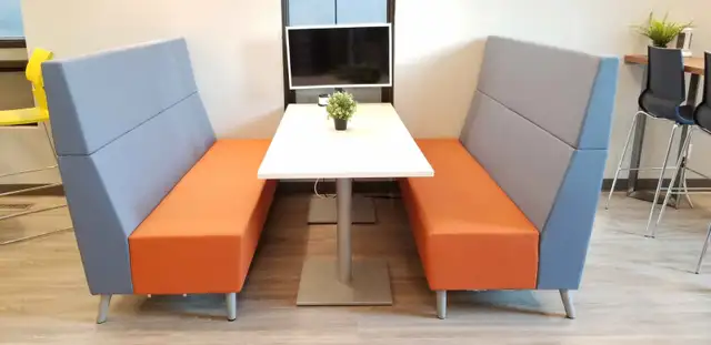 Co-working space64170268922753122